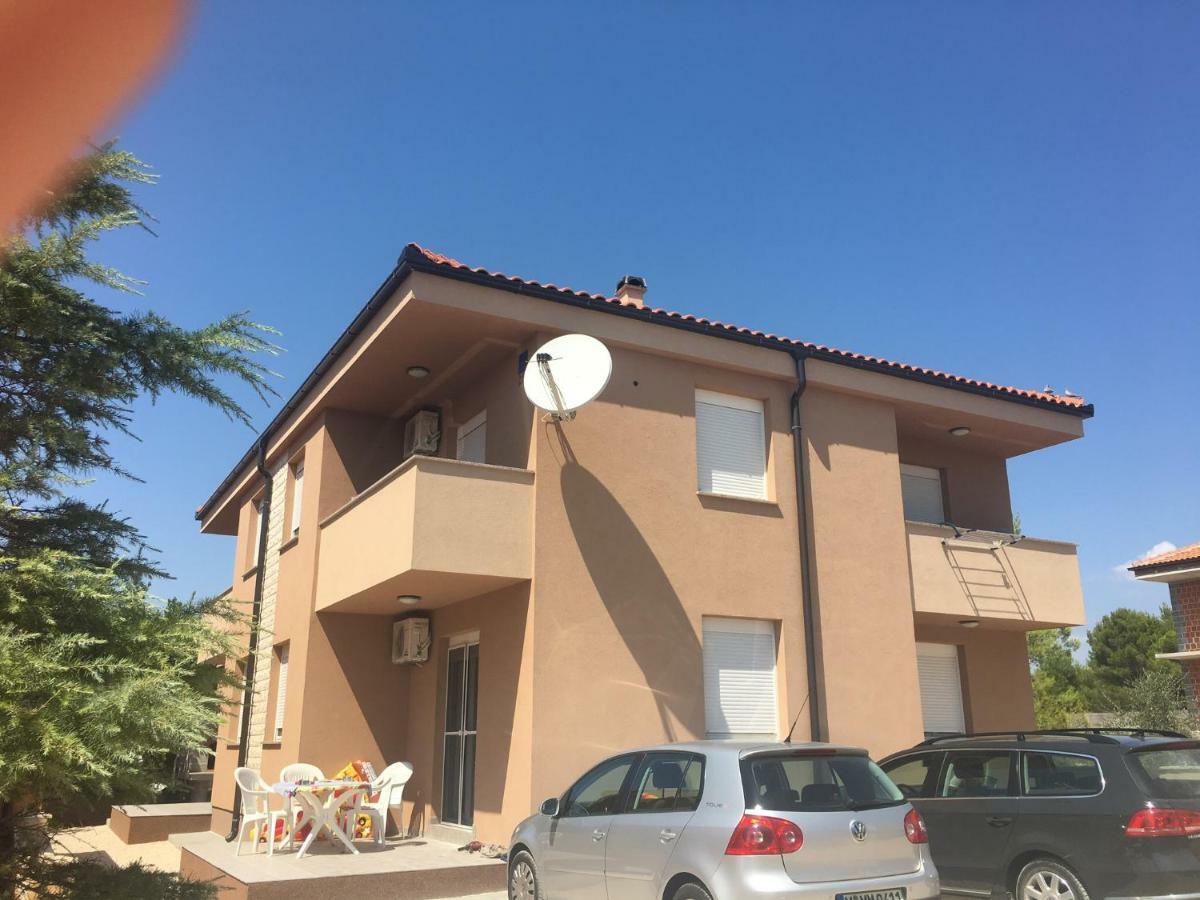 Apartment Matic Vrsi Ngoại thất bức ảnh